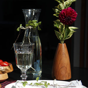 Clever-Smart-Design_Rimu Vase - Dinner Setting